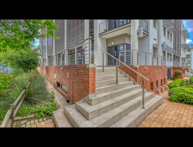 556M² BUSINESS CENTRE TO LET IN MORNINGSIDE